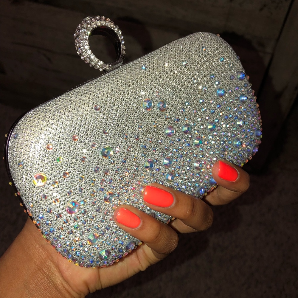 Sliver clutch